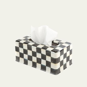 Caja de pañuelos con incrustaciones de hueso - Product Image 1