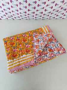 Hand Block Printed Cotton Razai Reversible Winter Warm Queen Quilt - Product Image 3