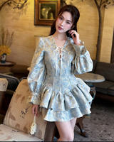Luxuriöses Jacquard-Korsettkleid mit langen Ärmeln, klassischem Schnürdetail vorne, hochwertiges Design, hergestellt in Vietnam, OEM ODM in Vietnam.