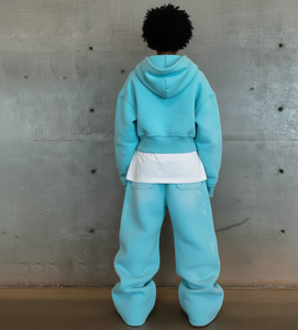 Conjunto de Dos Piezas para Mujer Talla Grande, Invierno, Sólido, Bordado, Sudadera con Capucha y Cremallera de Corte Regular y Pantalones Jogger por Encima de la Rodilla, Estilo Casual Urbano - Product Image 3