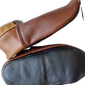 Calcetines de cuero con logotipo personalizado para hombre y mujer, calzado Unisex de cuero de vaca halal genuino musulmán para rezar - Product Image 1