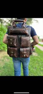 กระเป๋าเป้สะพายหลังหนังแท้พรีเมี่ยมวินเทจพร้อมสายถอดได้ OEM สำหรับนักเรียนนักปีนเขานักเดินทาง - Product Image 2