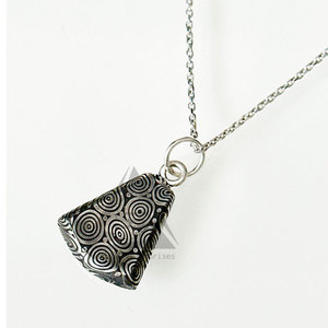 Light Weight New Arrival Damascus Steel <b>Lockets</b> Wholesale Customized Size & Logo Damascus Steel <b>Lockets</b> - Product Image 1