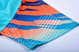 Vêtements de football durables OEM maillots personnalisables Impression par sublimation solide Lavable sur le devant Vêtements de football durables Vente en gros - Product Image 4