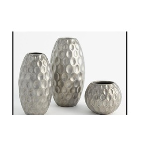 Florero Moderno de Aluminio, Macetero Metálico, Centro de Mesa para Bodas, Ecológico, Personalizado, Hecho a Mano - Product Image 4