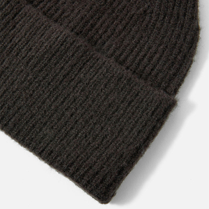 Bonnet en fil tricoté personnalisé en gros avec broderie à la main bonnet d'hiver chaud pour l'Europe bonnet jacquard - Product Image 5