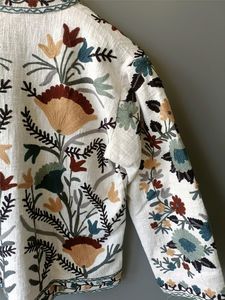 Suzani Women's Winter Kimono <b>Robe</b> <b>Coat</b> Handmade Embroidery Quilted Organza Floral Print Vintage Design - Product Image 3