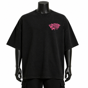 Camiseta Oversize Negra Personalizada de Algodón para Hombre, Estilo Urbano, con Estampado Gráfico Audaz, Ajuste Holgado y Hombros Caídos, Venta al por Mayor OEM - Product Image 1