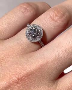 แหวนหมั้นเพชร CZ รัศมีสีขาวทรงกลม8มม. ชุบทองเงินเครื่องประดับแต่งงานแบบคลาสสิกสำหรับเจ้าสาว - Product Image 3