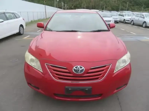 Camry XLE d'occasion en excellent état, faible kilométrage, aucun problème mécanique, prêt à rouler. Prix exceptionnel. - Product Image 2