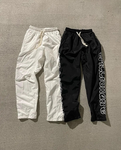 Pantalon de survêtement empilé personnalisé imprimé bouffée de jogging à ourlet brut pour hommes pantalon cargo baggy lavé à l'acide pantalon de survêtement évasé pour femmes unisexe - Product Image 3