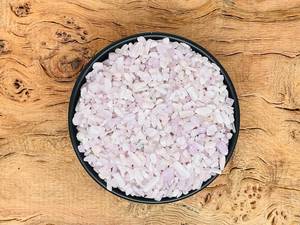 Kunzite Chips de cristal en bruto natural Mini botella a granel sin tratar Tamaño personalizado Cuarzo de piedras preciosas sueltas - Product Image 3