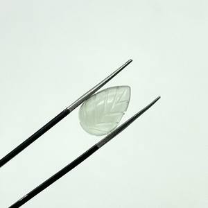 Cuentas de Piedras Preciosas de Amatista Verde en Forma de Hoja Talladas a Mano, Dijes de Joyería de 14 mm - Product Image 1