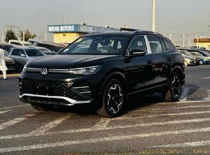 NOUVEAU <span class=keywords><strong>TIGUAN</strong></span> <span class=keywords><strong>R</strong></span> <span class=keywords><strong>Line</strong></span> 2025, moteur 2L (200 ch), 4 cylindres, essence, traction avant, transmission automatique, conduite à gauche - Product Image 4