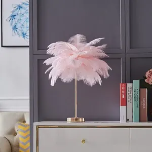 Lampe Led de bureau en plumes d'autruche, haute qualité, luxe, chambre à coucher, salon, lampe de Table en plumes métalliques