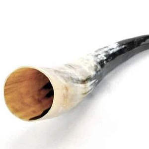 Corne à boire viking médiévale 100% naturelle, artisanale, design personnalisé, haute qualité, grande taille, économique, style médiéval artisanal - Product Image 1