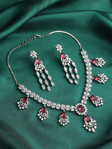 Elegante conjunto de collar nupcial AD para mujer con pendientes a juego disponibles a precios de exportación desde la India - Product Image 3