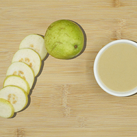 Pure natuurlijke guave puree, bestseller, aseptisch witte guavepasta, gefilterde guave puree in aseptische zak, 100% natuurlijk.