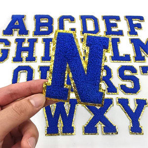 แผ่นปักลายกำมะหยี่สำหรับเสื้อผ้าและหมวกรูปทรงตัวอักษรแบบรีดติดโลโก้ได้ตามต้องการ - Product Image 4