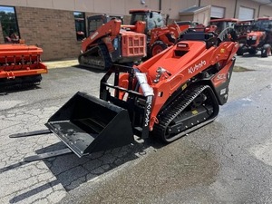 รถตักล้อยางขนาดเล็ก Kubota SCL1000 พร้อมประสิทธิภาพการทำงานสูง เครื่องยนต์ 48V เกียร์ ปั๊ม และมอเตอร์ รับประกัน 4 ปี - Product Image 2