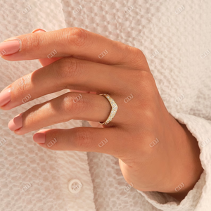 Accesorios de diamantes naturales hechos a mano para mujer, banda de boda curvada de oro sólido de 14k, banda de anillo apilable para mujer - Product Image 5