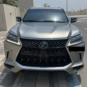 Lexus LX 570 AWD 2018 Usado en GCC, Volante a la Izquierda, con Neumáticos R20, Asientos de Cuero, Control de Crucero ACC - Product Image 1