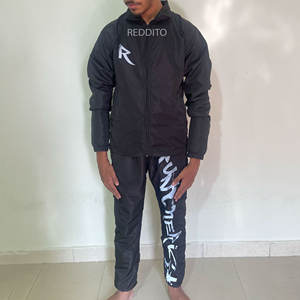 2025แบรนด์กางเกงขาสั้นกันลมกันน้ำสำหรับผู้ชายชุดวอร์มสองโทนสีสำหรับวิ่งของผู้ชาย - Product Image 1