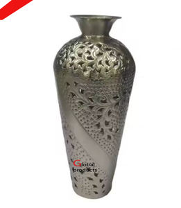 Offre spéciale, vase à fleurs en acier inoxydable et métal fini argent pour restaurant et bar d'hôtel - Product Image 4
