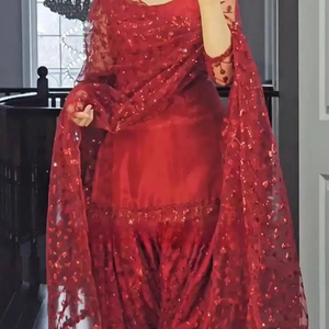 เสื้อผ้าไหมเนยคุณภาพระดับพรีเมียมพร้อมการพิมพ์ที่สวยงามและผ้าไหมเนย ผ้าไหมเนยหนักพร้อมการพิมพ์ดิจิตอลเย็บเต็มรูปแบบ - Product Image 1