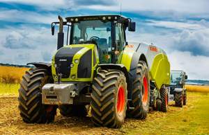 Tractor Agrícola Usado de Alta Calidad Claas 2504 160HP 4WD con Motor Diésel Quancai, Transmisión Automática, Bomba y 5 Años de Garantía (Venta al Por Mayor) - Product Image 3