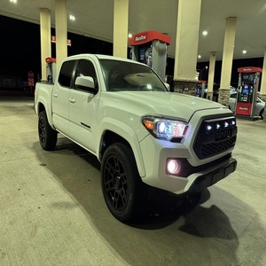 Toyota Tacoma Automático Bastante usado Fresco y limpio Usado Mejor precio Venta caliente En stock Precio barato Sin historial de accidentes - Product Image 2