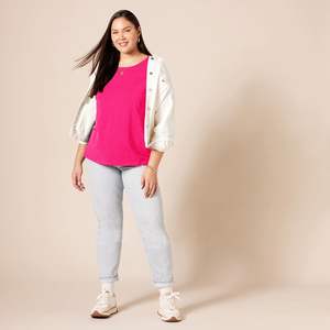 T-shirt d'été pour femmes Serene, doux, respirant, ample, fluide, extensible, écologique, coupe ajustée, toucher doux - Product Image 6