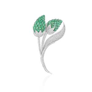 Broche en perle Emerald Bloom plaquée or 18 carats avec diamants, cadeau de mariage - Product Image 3