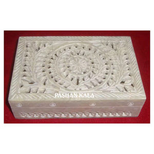 Boîtes à bijoux de forme rectangulaire en stéatite naturelle sculptée à la main pour importateur et exportateur de cadeaux indiens - Product Image 1