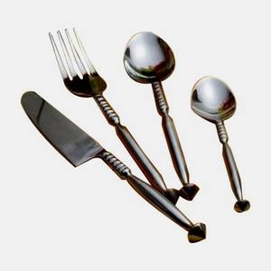 Ensemble de couverts en acier inoxydable enduit de couleur noire de 4 pièces de couverts pour la cuisine de table café usage domestique poignée de conception élégante - Product Image 1