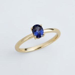 Bague de fiançailles en tanzanite en or 9 carats | Bijoux fins pour femmes | Fabricant de bagues en pierres précieuses personnalisées éthiques - Product Image 4