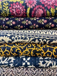 <b>Black</b> Color Vintage Kantha Quilt, Indian Sari Quilt Kantha Throw Blanket, Antique Kantha Twin <b>Bedspread</b> Bedding, Boho Kantha Qu - Product Image 4