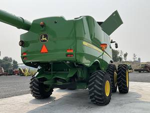 Moissonneuse-batteuse John Deere S670 Mini Reaper 2012, transmission par engrenages, haute productivité, garantie de 3 ans, à vendre - Product Image 3