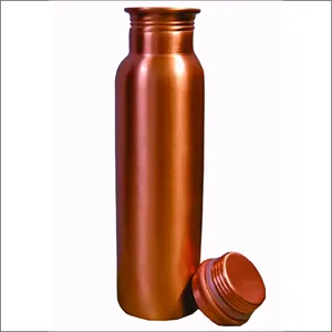 Bouteille d'eau de luxe en cuivre originale de 950 ml, vente chaude, boisson directe, bienfaits pour la santé ayurvédique, utilisation en salle de sport, en camping - Product Image 4