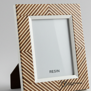 กรอบรูปไม้สีน้ำตาลพรีเมียมดีไซน์ขอบลายสองโทนทำด้วยมือโดยช่างฝีมือสำหรับการตกแต่งภายในที่ทันสมัย - Product Image 4