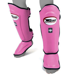 Protège-tibias en cuir de vachette de haute qualité, imprimés jumeaux, nouveaux protège-tibias d'entraînement de kickboxing, logo personnalisé, protège-tibias de boxe thaïlandaise - Product Image 1