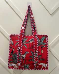 กระเป๋าโท้ทผ้าฝ้ายลายดอกไม้ขนาดใหญ่สำหรับผู้หญิงสไตล์โบฮีเมียนบล็อกพิมพ์ลายมีซิปรูดสำหรับสวมใส่ทุกวันในฤดูใบไม้ผลิและฤดูร้อน - Product Image 2