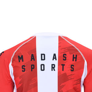 Protector de erupción personalizado de alta calidad con estilo para hombres, ropa de entrenamiento más vendida, manga corta, ajustado, protector de erupción para hombres - Product Image 5