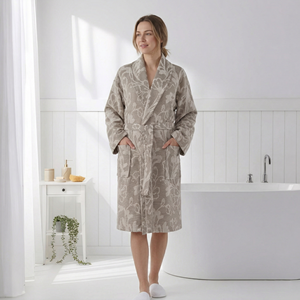 Peignoir turc en tissu éponge Garden Raised Terry, col châle, taupe - Product Image 1