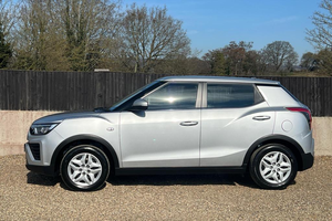 SSANGYONG TIVOLI 1.2P EX 2022 d'occasion, conduite à gauche/droite - Product Image 2