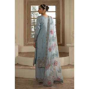 Conjunto de Traje TC-1641 de Lujo para Mujer ESRA, Adornado a Mano - Suave por Emaan Adeel - Product Image 4