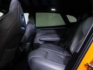 2024 Z eakr 001 100 kWh I Re-styling 1 R18 Tyre Lithium Battery Leather Seats Rear <b>Camera</b> HATCHBACK AWD <b>Panoramic</b> Sunroof - Product Image 6