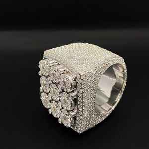 8.00Ct Ice Out Round Cut Moissanite Pave Setting Oro blanco Estilo Hip Hop Anillo de compromiso para hombres Plata de Ley 925 - Product Image 4