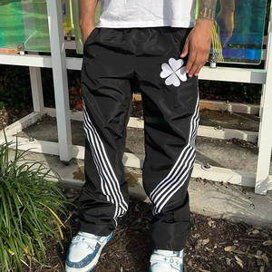 กางเกงสเวตเตอร์ถักตรงลายทางสำหรับผู้ชายกางเกงวอร์มแนวสตรีทแวร์กันลมลายทางกางเกงวิ่งจ๊อกกิ้งแนวสตรีทแวร์ - Product Image 6