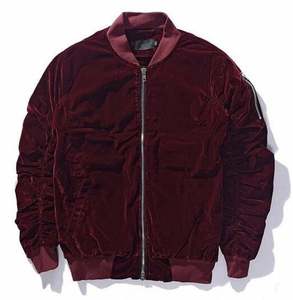 Blouson Bomber Noir Fin Personnalisé pour Hommes, Fournisseur ODM, Brodé avec Votre Propre Logo et Décoration de Badge Avant - Product Image 2